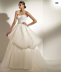 Wedding Dress M_221
