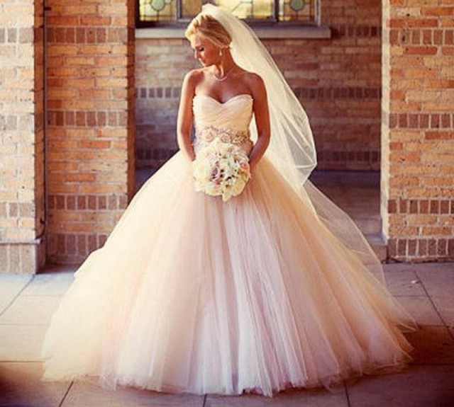 Ball Gown, Strapless Sweetheart, Veil and Tulle Wedding Dress M-1457