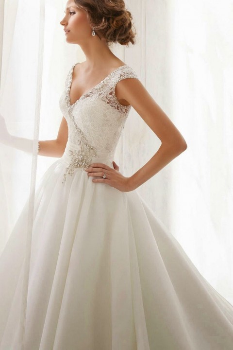 A-Linie, Carré-Ausschnitt und Schlicht - Sittsam Brautkleid M-1496