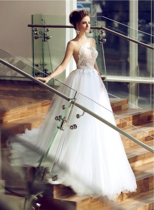 Ball Gown, Fluffy and Tulle Wedding Dress M-1752