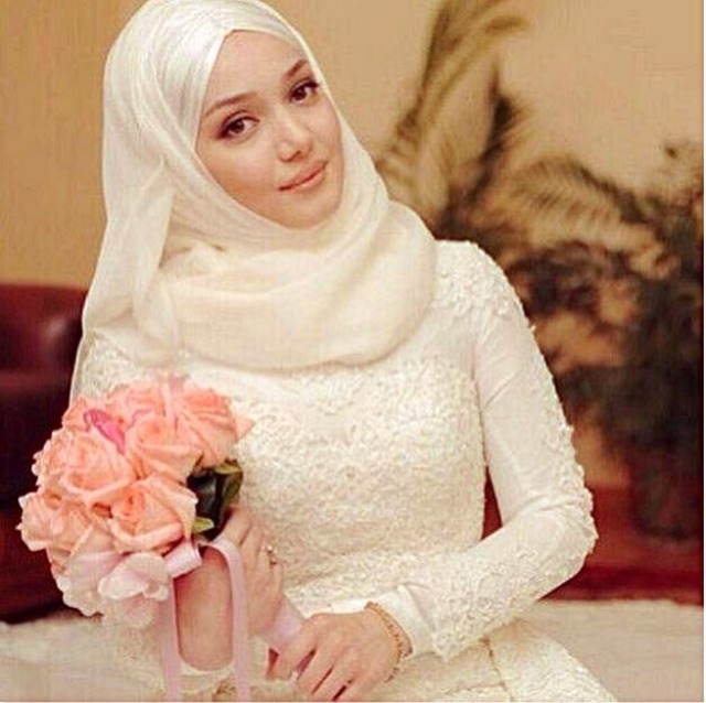 Hijab and Sleeves Wedding Dress M1778