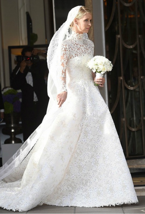 A-Line, Veil, Lace, Sleeves and Vintage - Retro Wedding Dress M-1806