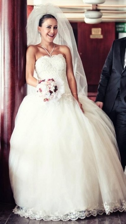 Ball Gown, Strapless Straight and Fluffy Wedding Dress M-407