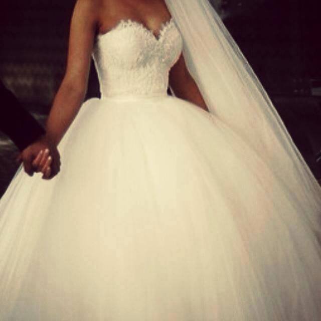 Ball Gown, Strapless Sweetheart and Fluffy Wedding Dress M-879