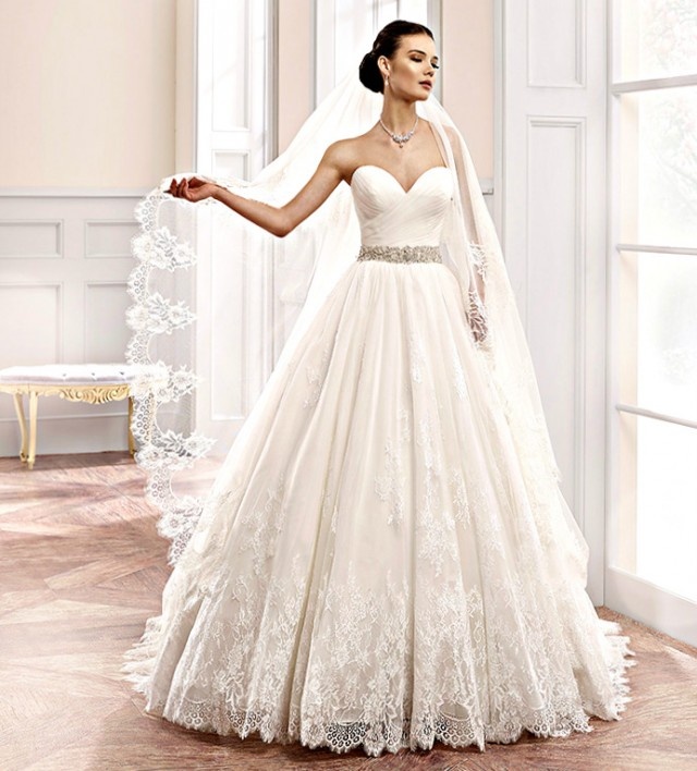 A-Line and Veil Wedding Dress M-2200