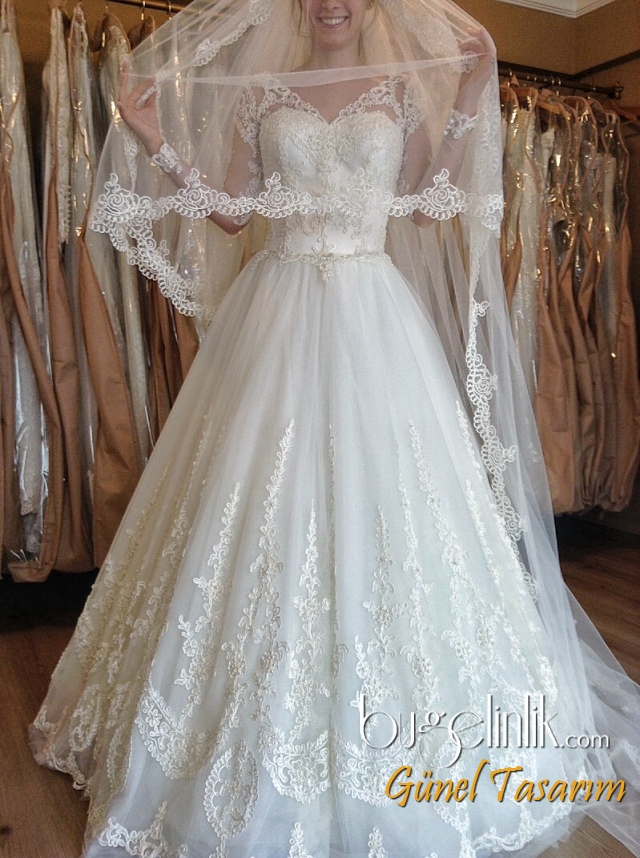 Wedding Dress B_525