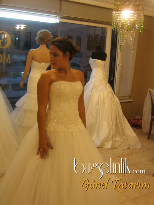 Wedding Dress B_117